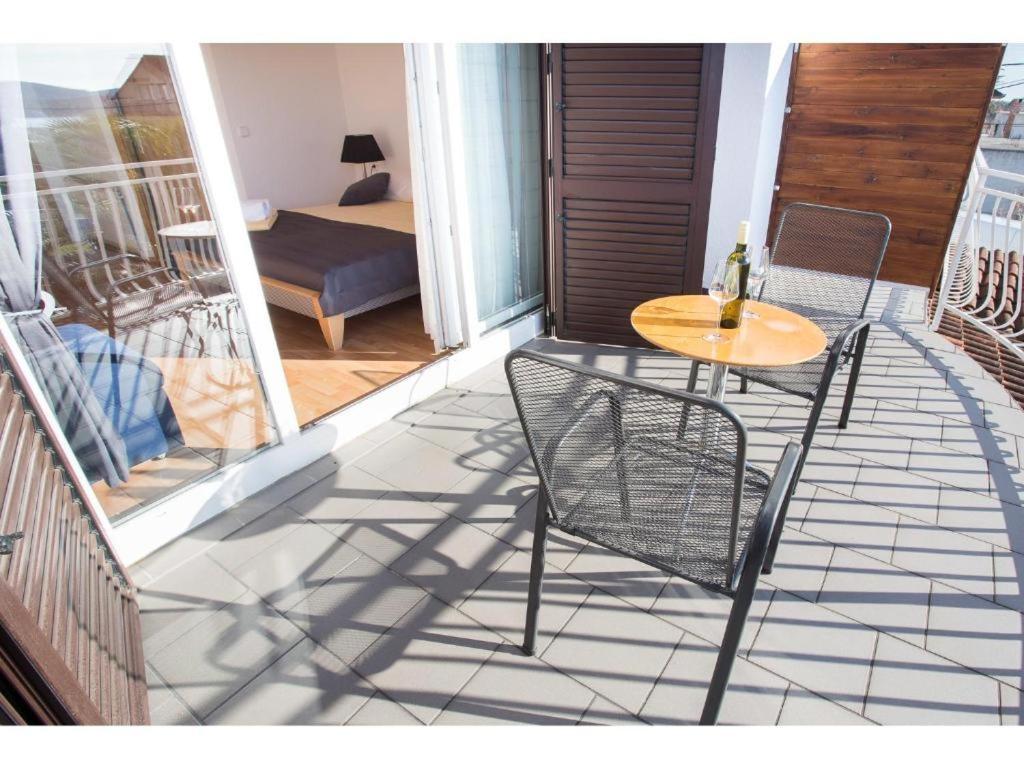 Lanterna Rooms Turanj Exterior photo