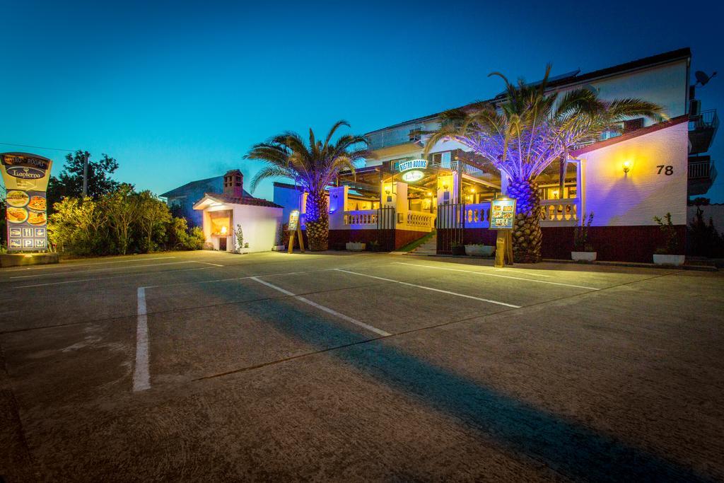 Lanterna Rooms Turanj Exterior photo