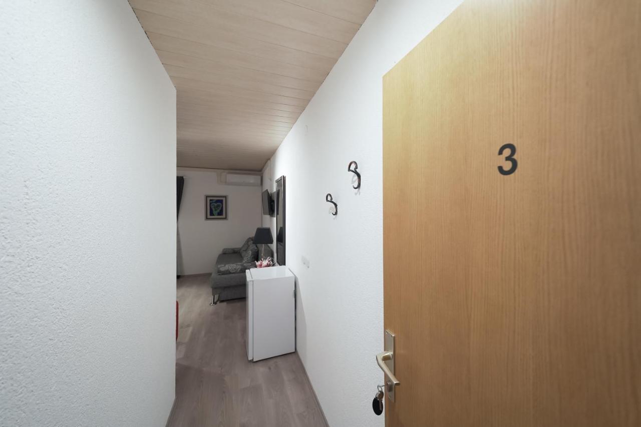 Lanterna Rooms Turanj Exterior photo